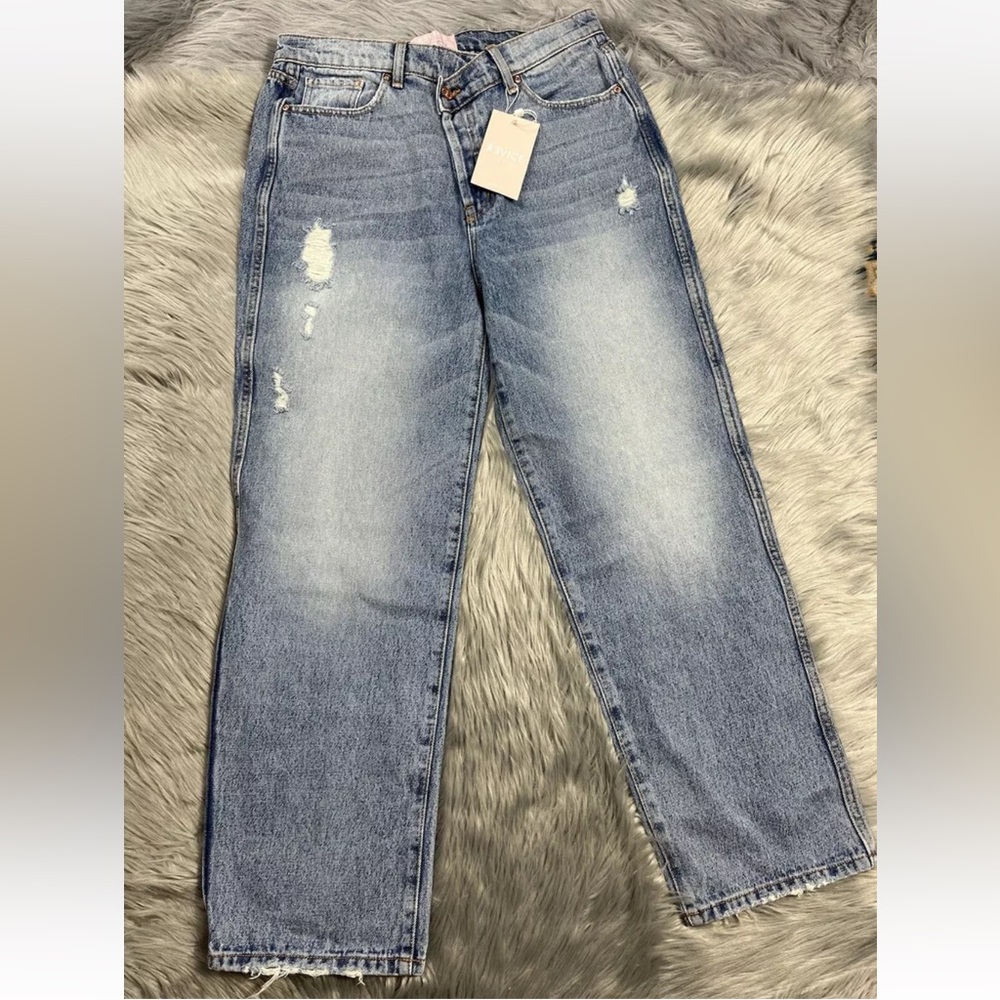 Revice Women’s Crossover Waist Button Fly Distressed Jeans Size 31